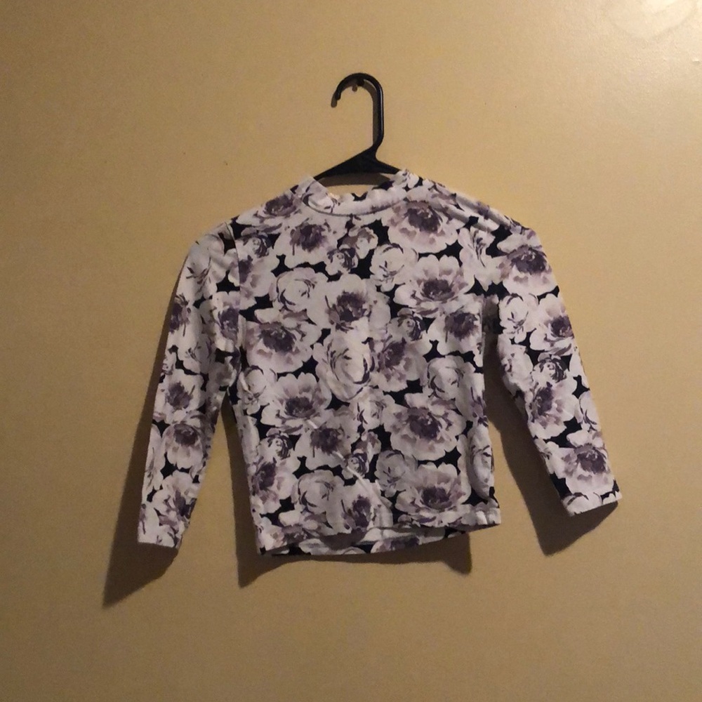 Forever 21, black and white floral print, subtle turtle neck crop top